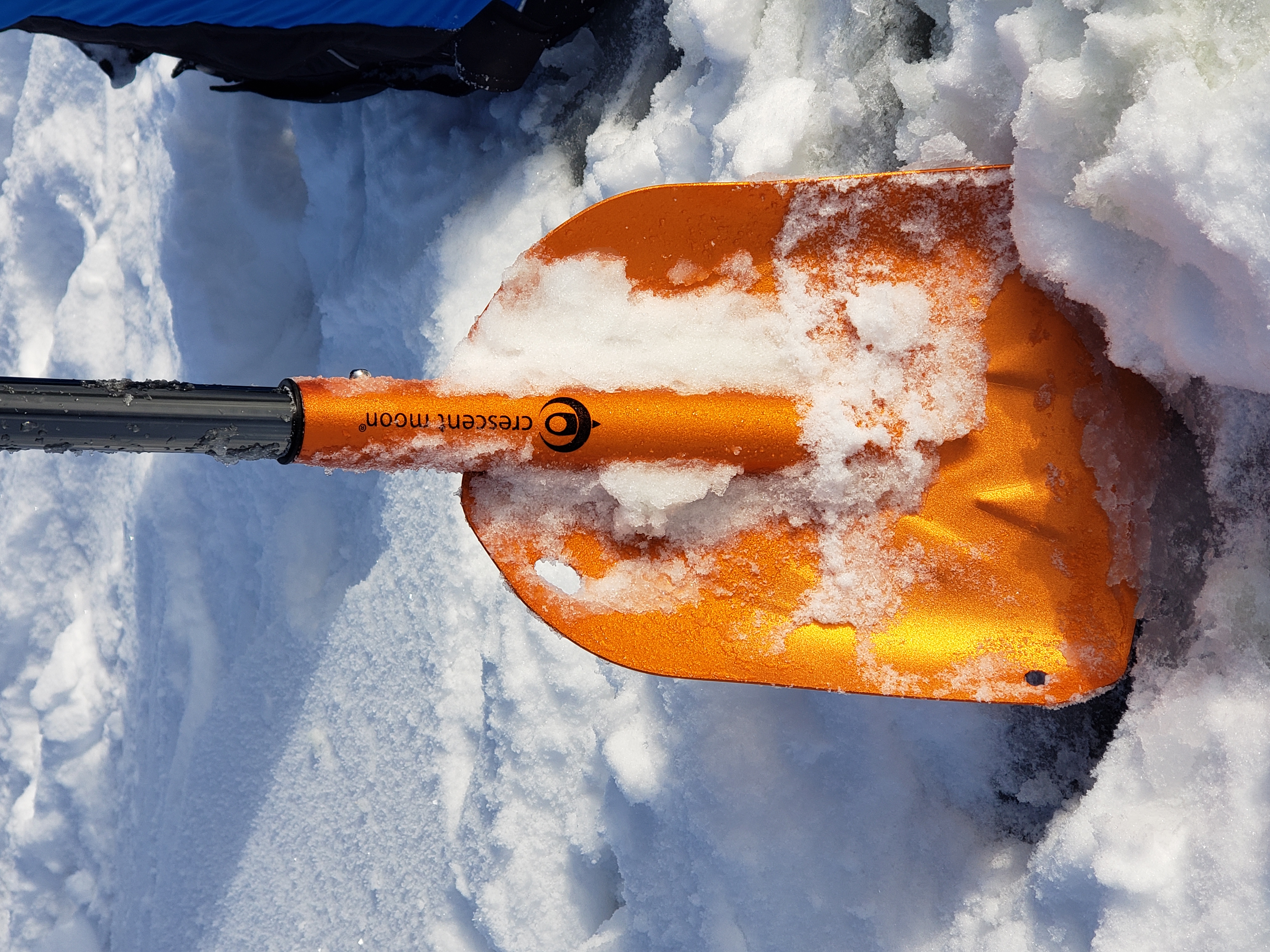 Best shovel for ice fishing